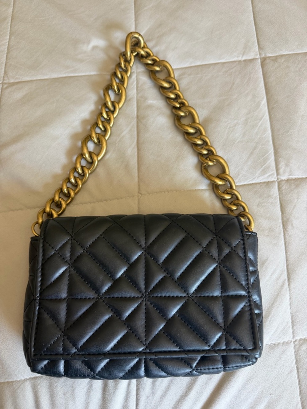 Quilted Black Zara Shoulder Bag with Gold Chain
